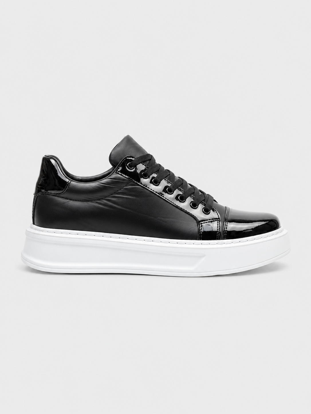 Apollo Moda Men's Titan Axis patent black sneaker with white chunky sole, main product photo