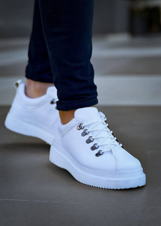 Men's Atlas Frost by Apollo Moda, white sneaker with hiking-style eyelets, second angle